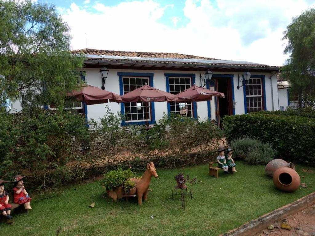 蒂拉登特斯 阿劳霍巴兹利奥旅馆酒店 外观 照片
